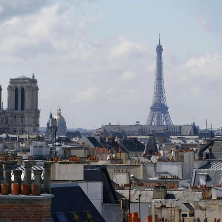 Bright And Homely 1 Bedroom Rooftop Apartment In The Marais In Parigi Esterno foto