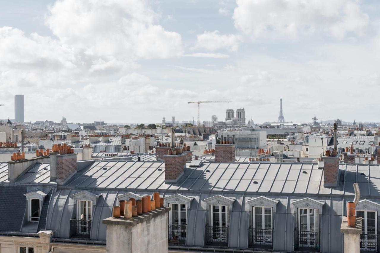 Bright And Homely 1 Bedroom Rooftop Apartment In The Marais In Parigi Esterno foto